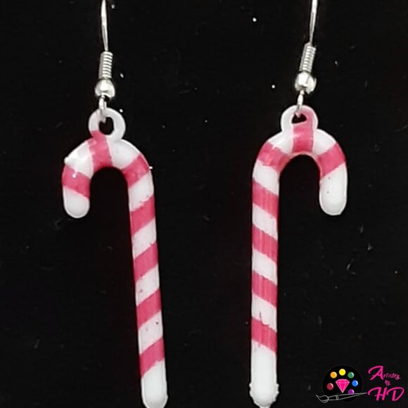 Festive Delight: Red Candy Cane Handmade Christmas Drop Earrings - Picture 2 of 2